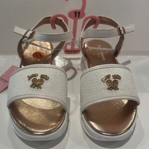 NWT Juicy Couture Juicy Club Ivan White & Gold Sandals with Side Buckle.